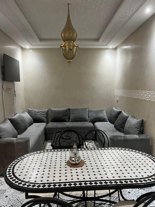Appartement Proche Aeroport มาร์ราเกช ภายนอก รูปภาพ